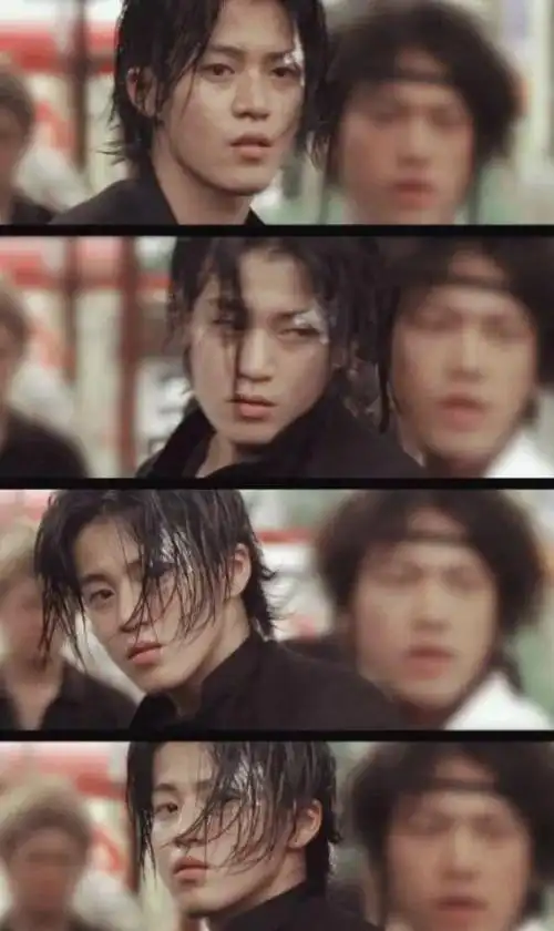 「鬼塚反而像学生」,「小栗旬喝肿了」,「小栗旬的头发要光了吗」今年