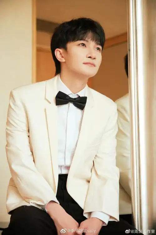 周深场面越大状态越好##周深灯火里的中国