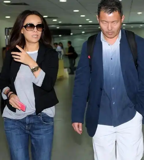 那英隐藏17年的二婚老公是她!