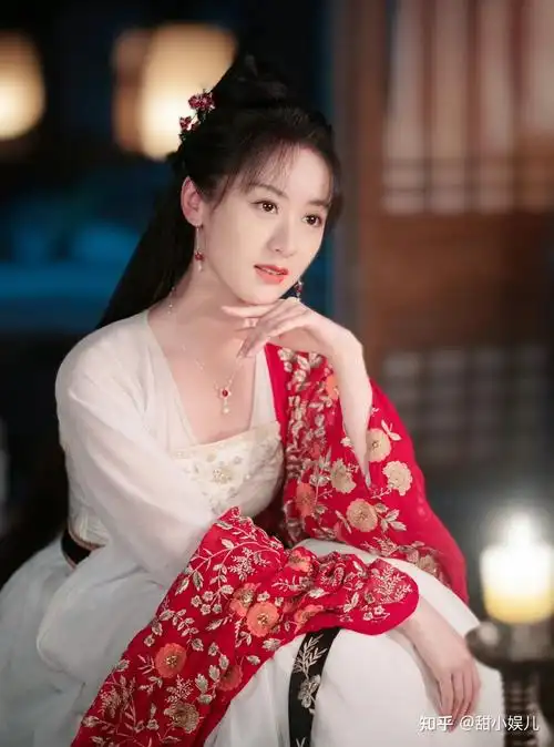 "古装美女"袁冰妍