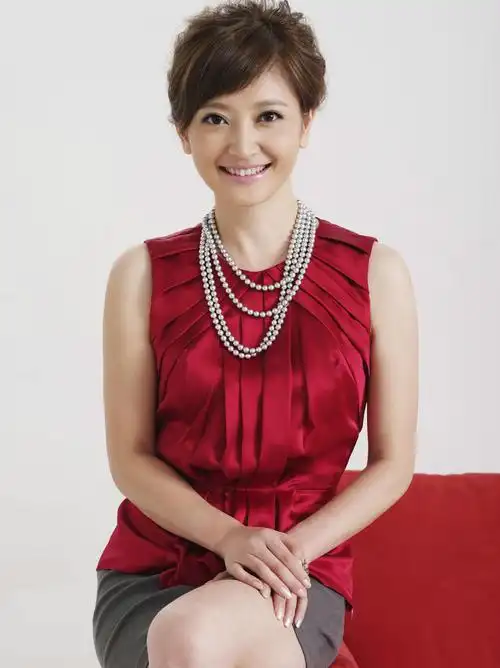 谢颖颖简历资料央视财经频道8大最年轻美女主播