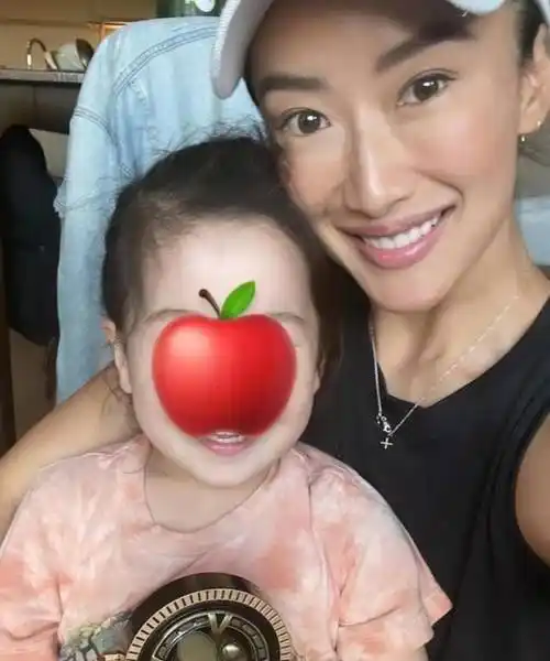 谢霆锋胞妹错手晒出3岁女儿照片,正宗华人样无混血感