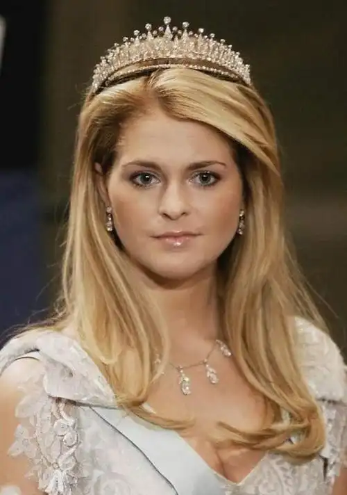 这才是退出王室该有的样子瑞典公主从容惬意过日子哈里学着点