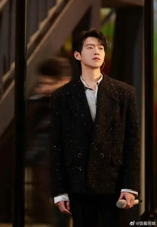 魏大勋s系男艺人