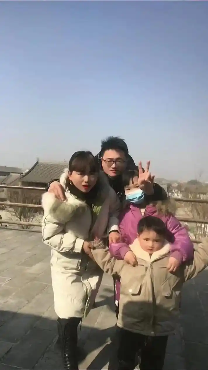 每一张照片都是满满的回忆和足迹 - 原来的我 - 抖音