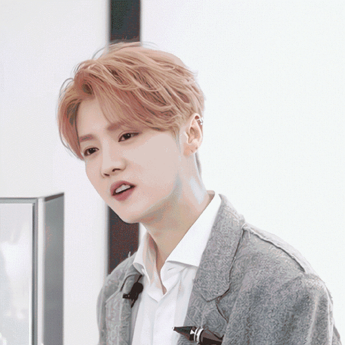 全世界最帅的老板##歌手鹿晗