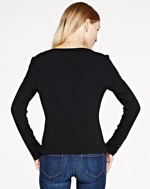 黑色圆领紧身长袖打底衫