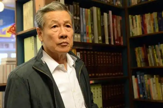 73岁老戏骨于洋将下个月退休, 回加带孙, 全家移居国外_zzd_学生时代