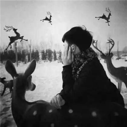 黑白帅气头像男生背影图片