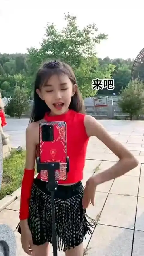 童模宋小睿身高156厘米自曝体重后真把我惊呆了