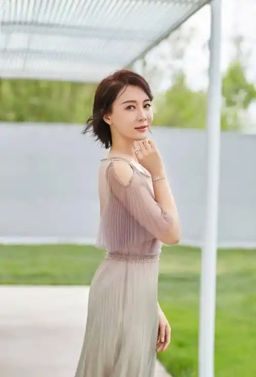 被陈数的气质惊艳到了!