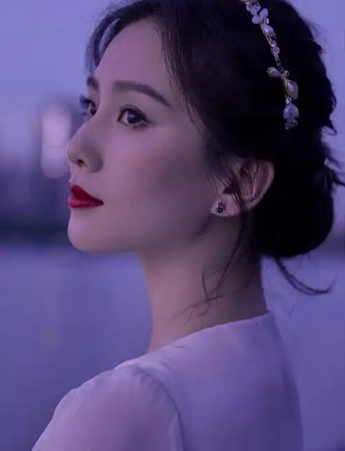 既然可以掉皮了,就发一下刘诗诗