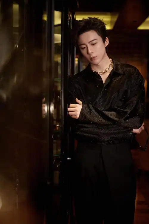 和刘宇宁点亮微博之夜##刘宇宁一念关山