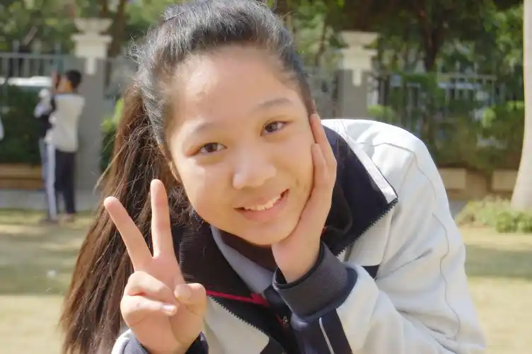 去年拉过一次,我的头发是那种很蓬的【重点,我是初中生】