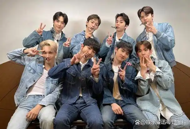 韩男团exo成员伯贤刚在2月5日退伍,上个月exo才刚以完整体8人举办11