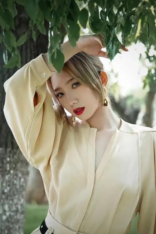 孟美岐最美中轴线造型出图已更新直拍77live音源