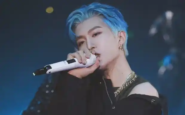 【reaction】范丞丞 | 乐华演唱会,爱豆就是要染发,渐变蓝 克莱因蓝工