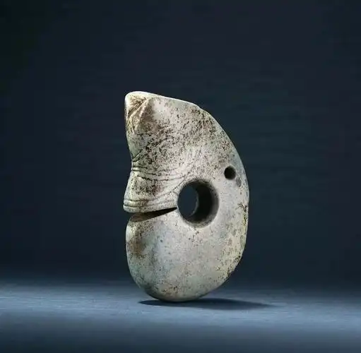 湖北出土红山玉器