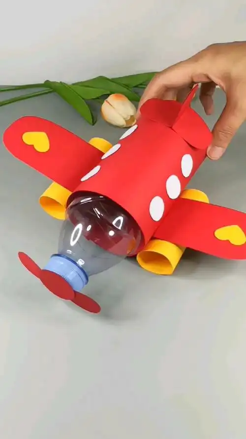 手工制作#塑料瓶不要扔,可以变成小飞机-度小视