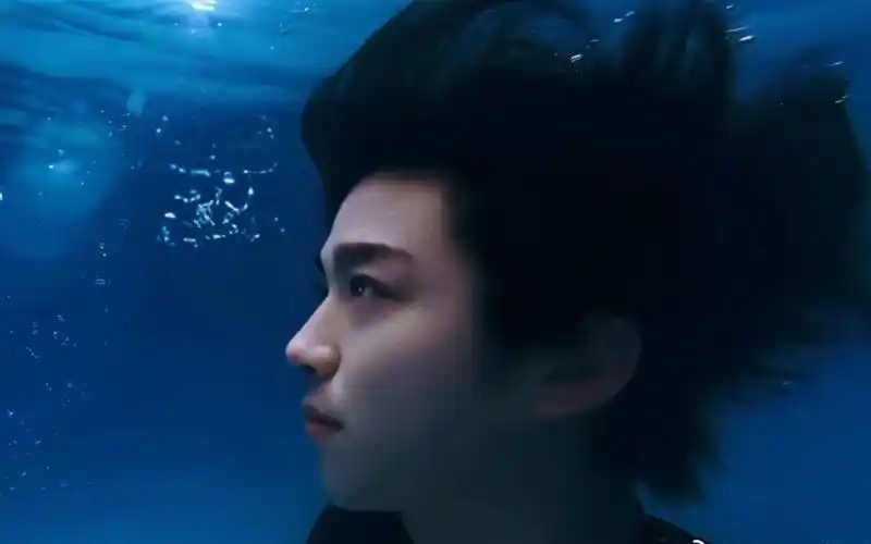 【张嘉元】每天欣赏一百遍的绝美镜头