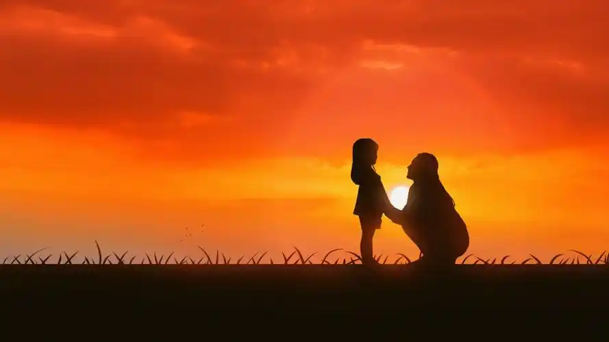 母亲节快乐剪影夕阳唯美4k壁纸by摄图网