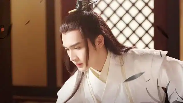 张彬彬古装大剧《花不弃》来袭!女主比热巴还可爱,网友:收视要爆!