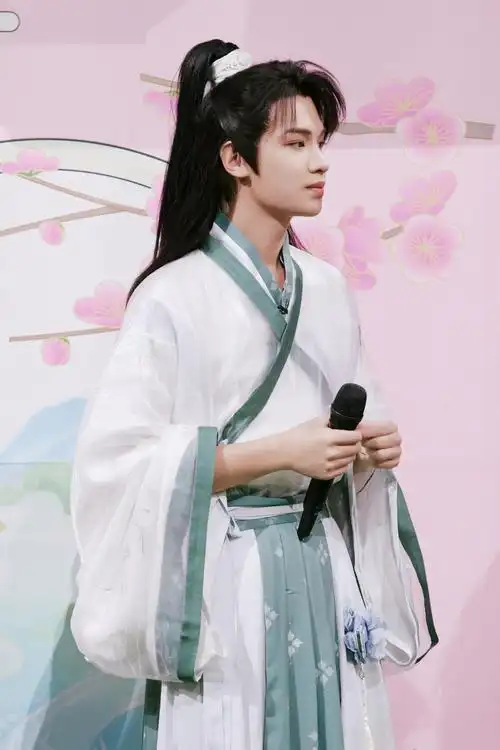 兰花花神小贾今晚见白衣仙气飘飘黄明昊《你好星期六》古风高马尾白衣