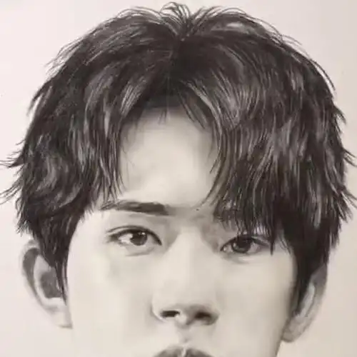 小哥哥铁粉易烊千玺素描画的像是复印网友好想直接偷走