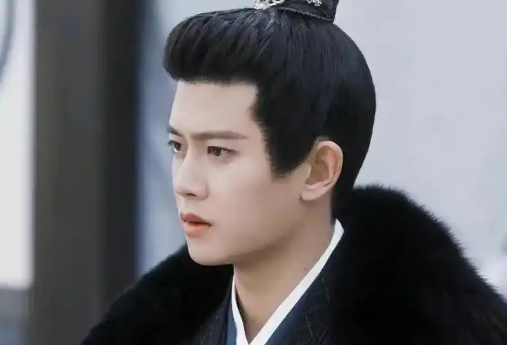 任嘉伦二胎生了为啥不官宣