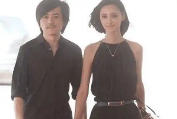 而且二婚就算了,张歆艺的第一任丈夫,还是袁弘的好兄弟