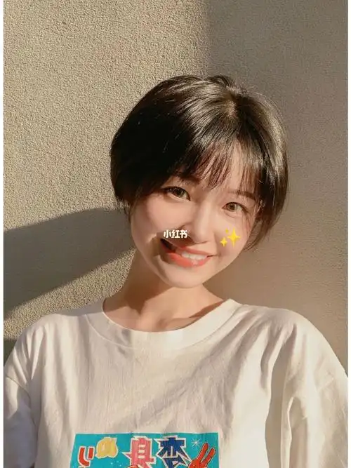 日系甜美短发超适合圆脸女生显脸小