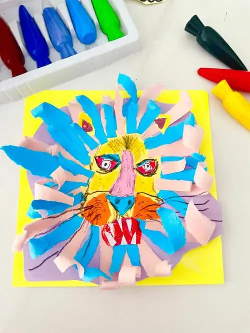 儿童创意拼贴画狮子