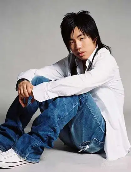 跨年演唱会上演rb大战陶喆胡彦斌同场亮相