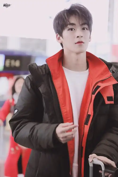 wink狙击手何洛洛