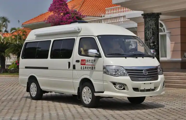 金旅海狮房车外观图片