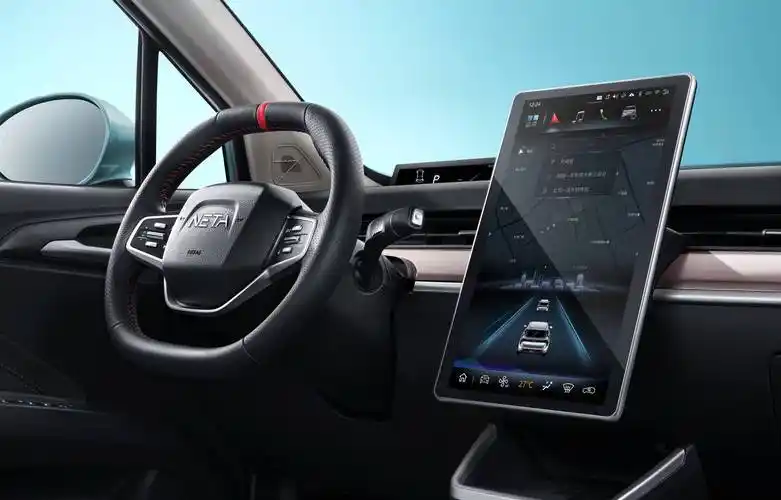 不到8万块,“为人民造车”的哪吒v pro,真有料-汽车-快讯网