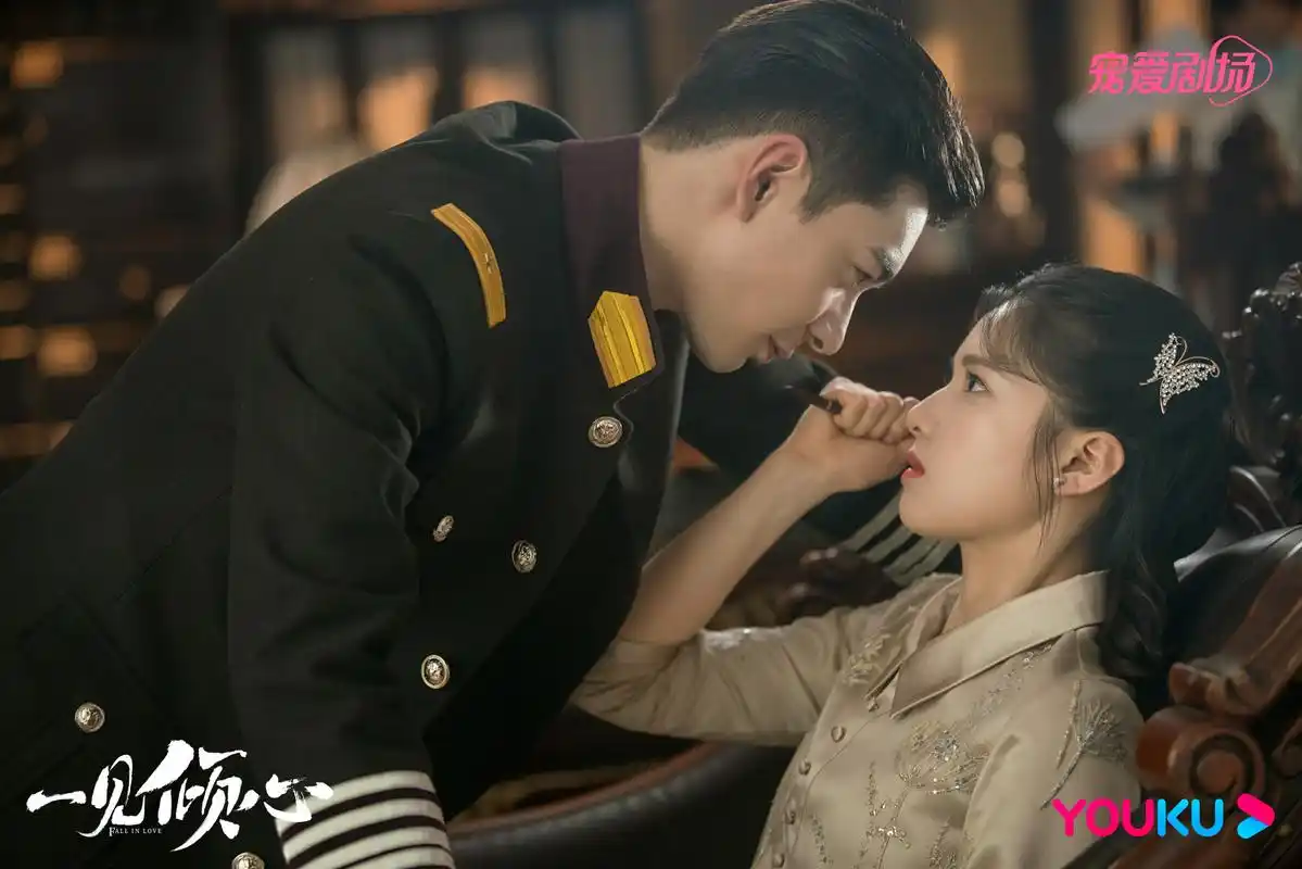 《一见倾心》这部成也路透图,败也路透图的电视剧4.4分冤枉吗?