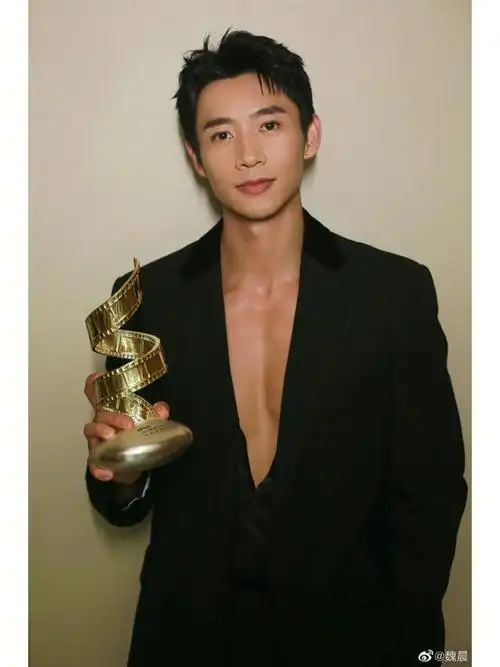 这胸肌腹肌999999