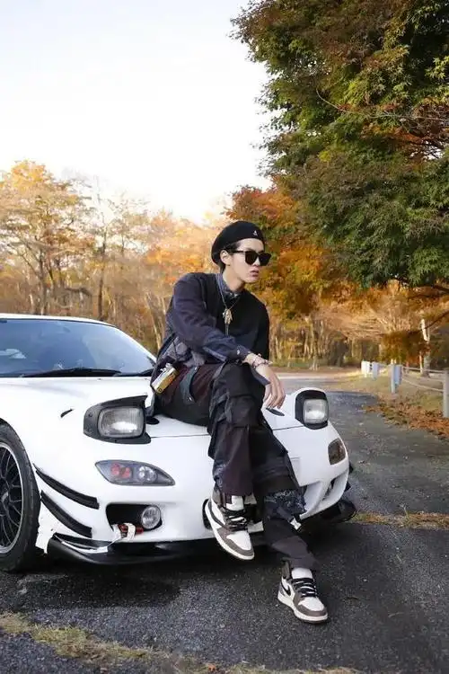 吴亦凡开保时捷破全国赛道记录,专业车手看完都直呼离谱