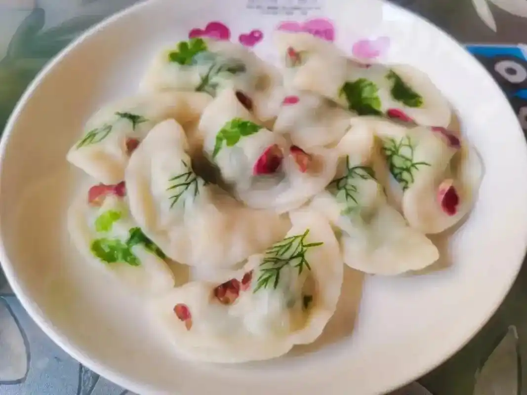 虾仁鸡蛋饺子  四季豆肉馄饨 纯手工制作#花式包饺子做法  - 抖音