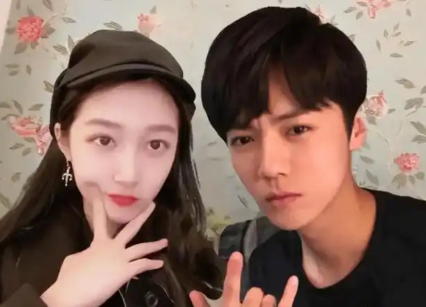 其实,关晓彤和鹿晗在一起6年的时间,就算真的怀孕也很正常,除了那一张