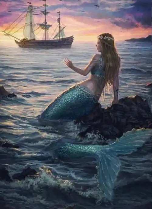 美人蛇尾,美人鱼尾,甚至还有美人的两条腿只要浸水会分别变成鱼尾和