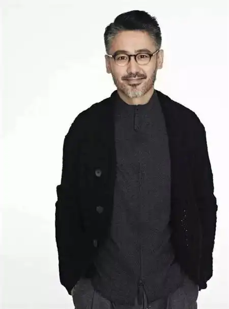 适合留胡子的男生发型 man味魅力值飙升