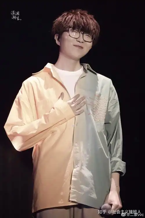 有没有毛不易特别好看的照片