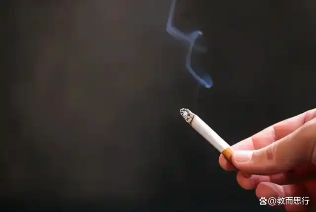 我的诗歌点燃一根香烟