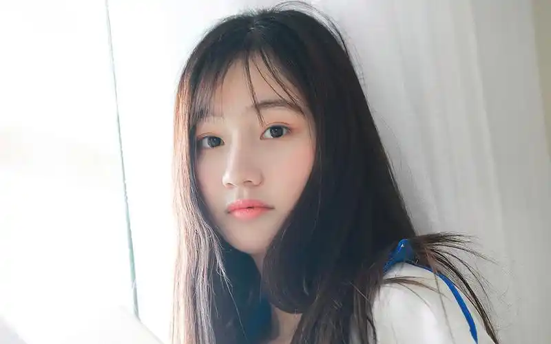 高情商聊天技巧,帮你快速约到她!