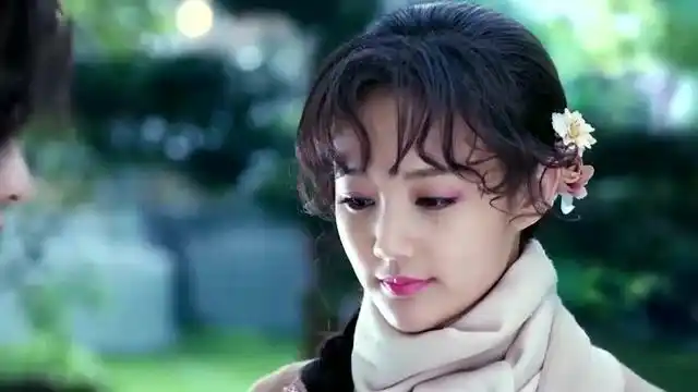 半妖倾城幽瞳为了给倾城一个盛大的婚礼竟直接利用妖王的身份