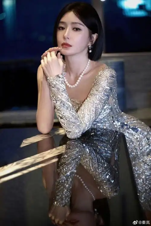 卓文萱,曾沛慈,蔡文静,姜佩瑶,陈瑶,黄婷婷,李艺彤,吴宣仪,傅菁