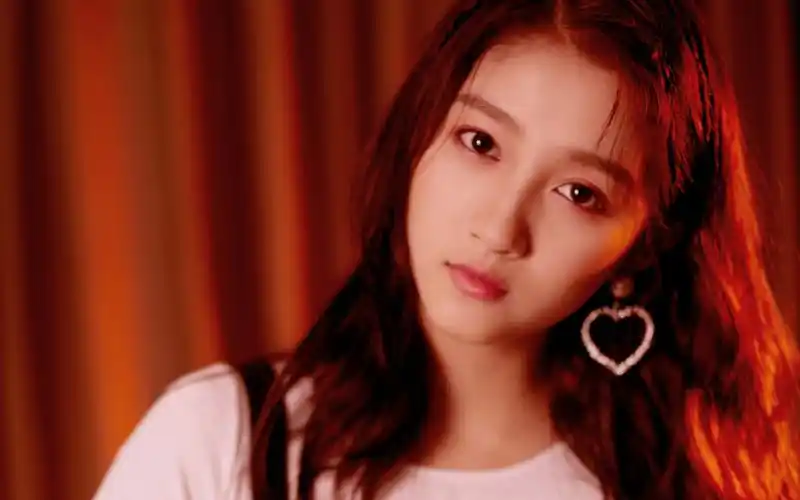 关晓彤唯美魅力写真高清桌面壁纸