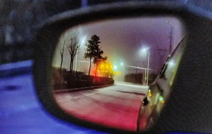 后视镜加热开启雪花飞舞银装素裹全贴完,大家支持作者:尴一个尬